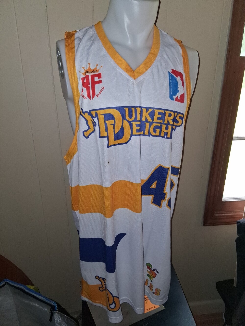 Dunkers Delight White & Gold Basketball Jersey Set